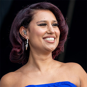 Biografía RAYE
