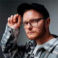 Biografía Skofka