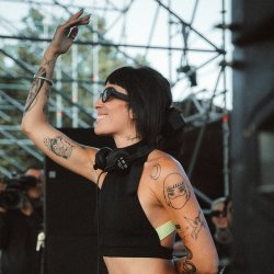 Portada Indira Paganotto - Alien
