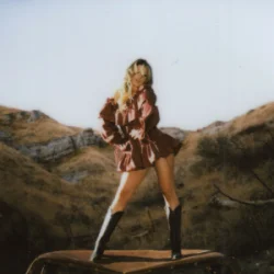 Portada Dasha - Train