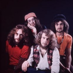 Portada Jethro Tull - Moths