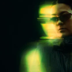 Portada Chrystal - The One