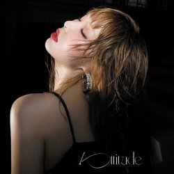 Portada HyunA - Attitude